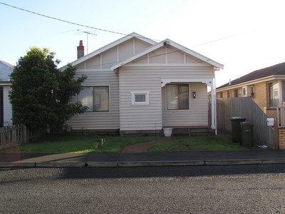 16 Preston Street, Geelong West