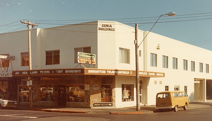 B0493 Shop cnr Church &amp; St Andrews Sts Brighton