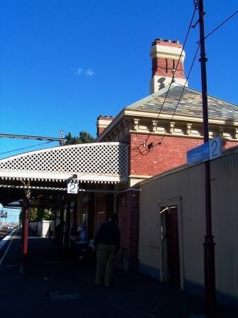 Clifton Hill Railway Station