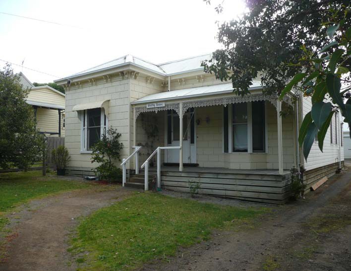 Whitby House, 8 Baillieu Street, Point Lonsdale