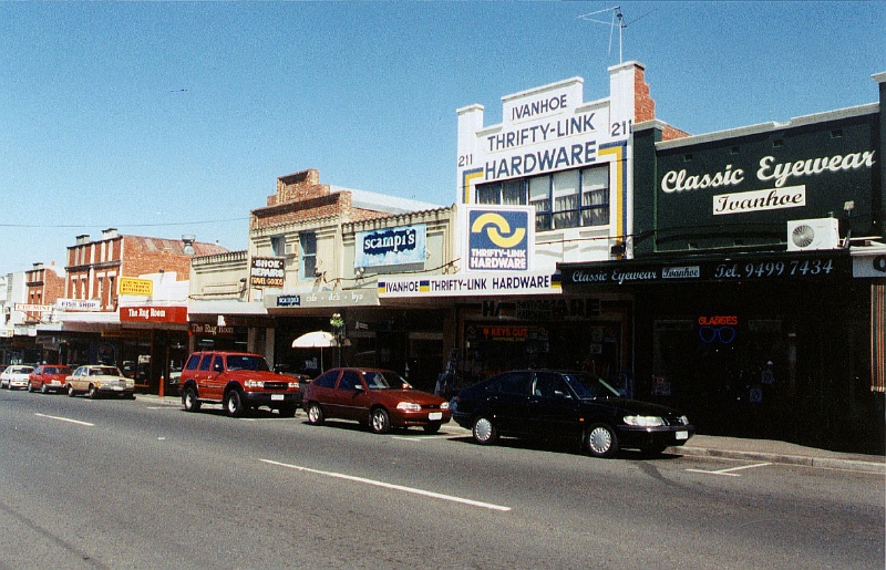 Ivanhoe Shopping Centre, west side