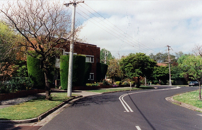 The Beaumont Estate looking south down Melcombe Road