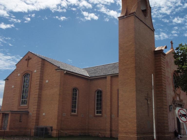 HO87 - Our Lady of Perpetual Help Catholic Church, 46-48 Ballarat Road, Maidstone.JPG