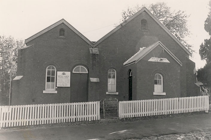 B4886 Welsh Baptist Church