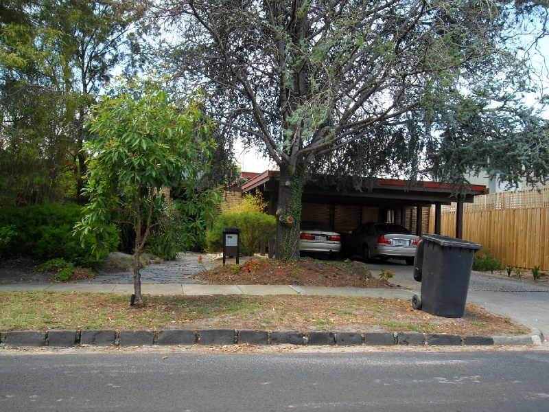 32 Howitt Street3.JPG