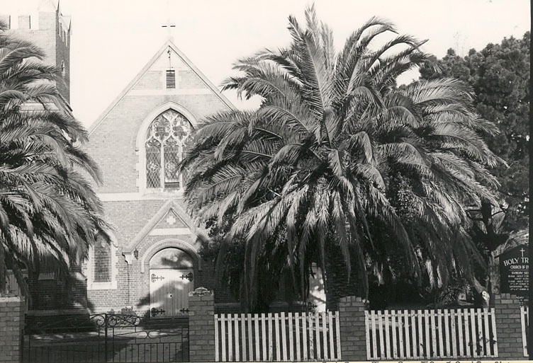 B5208 Holy Trinity Church &amp; Manse 162 Bay St Port Melbourne