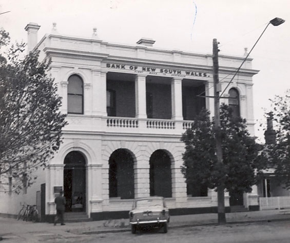 B1322 Bank of NSW- 545 High St Echuca