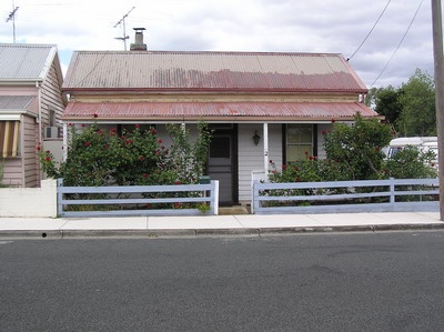 2 Laira Street, Geelong West