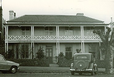 B1188 Tooronga 258 Latrobe Terrace Newtown