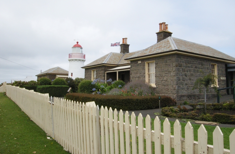 LADY BAY LIGHTHOUSE COMPLEX SOHE 2008