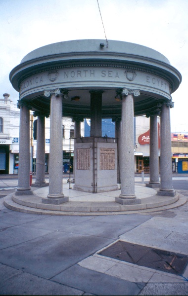 Kew War Memorial 2004