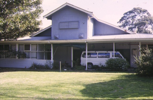 anzac hall brens drive royal park parkville front view aug1998