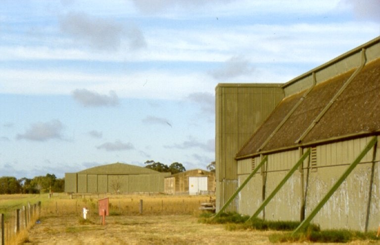 1 werribee satellite aerodrome mar00 pm1