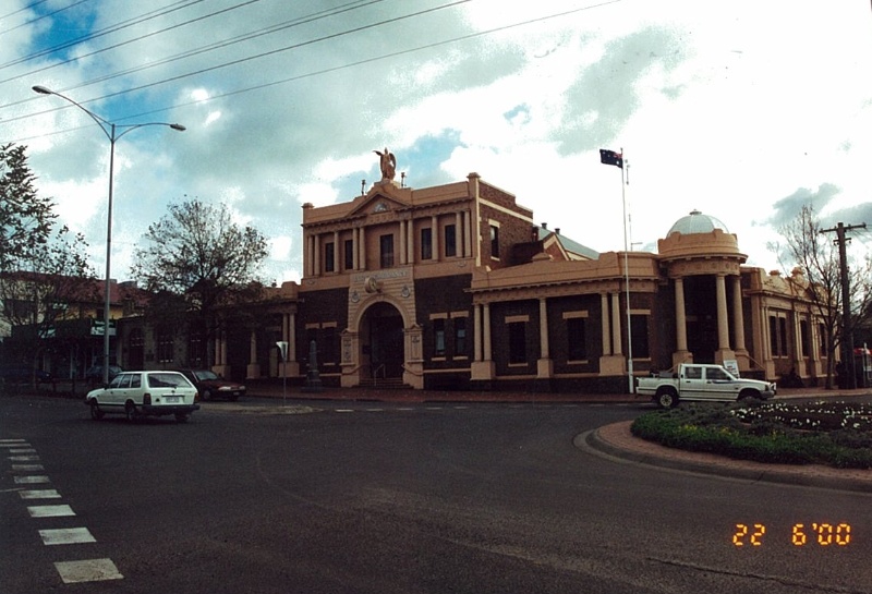 Leongatha Memorial Hall &amp; former Shire Offices