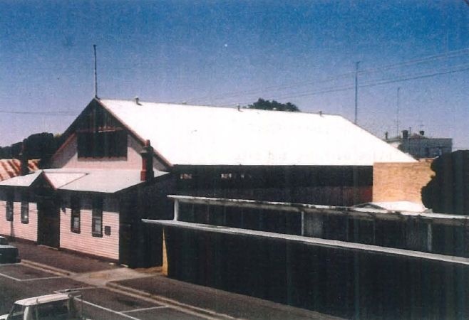 Mont St. Quentin Barracks, 1990