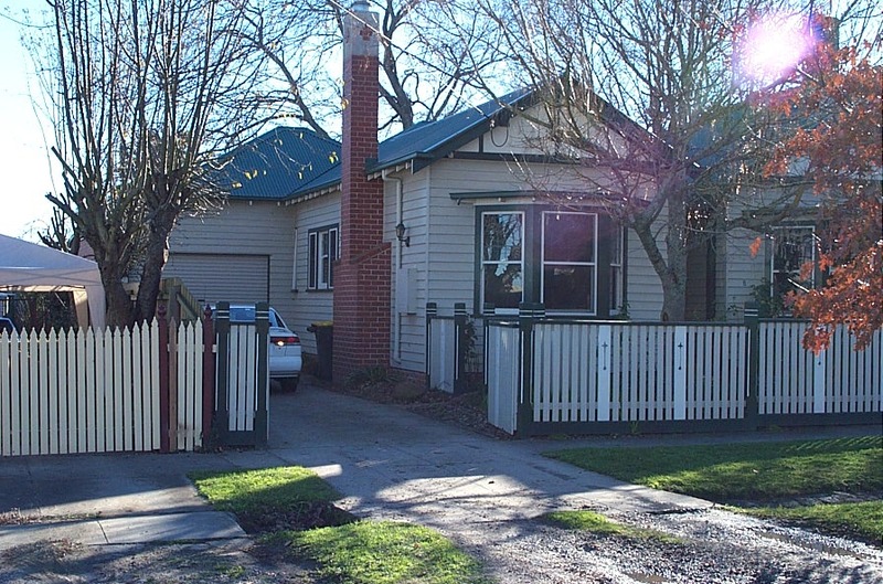 8 Redan Street