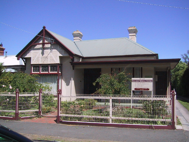 10 Drummond Street South