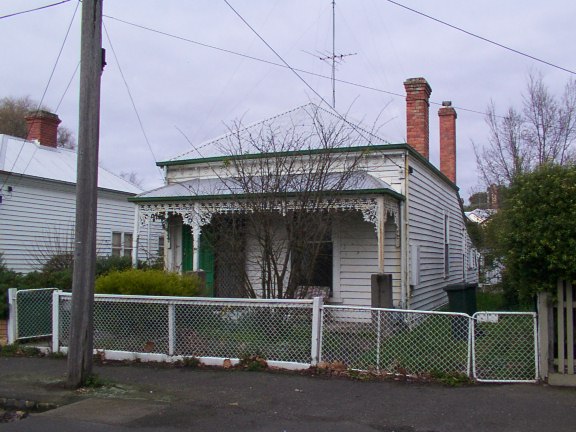 42 Steinfeld Street South