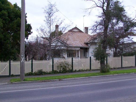 707 Barkly Street