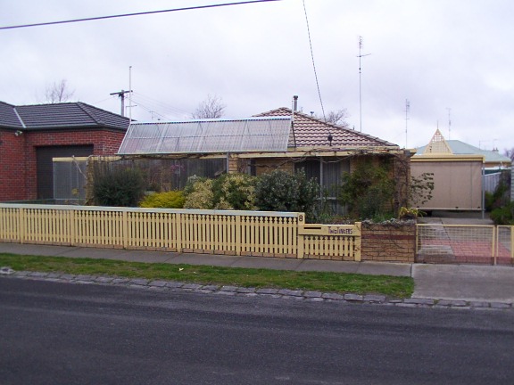 8 Steinfeld Street South