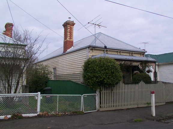 40 Steinfeld Street South