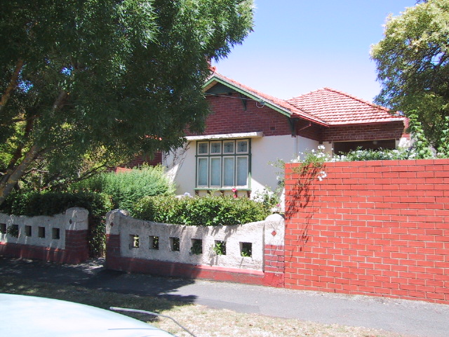 22 Raglan Street South