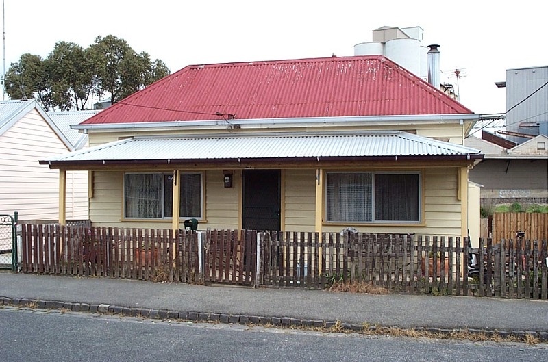 27 Little Clyde Street