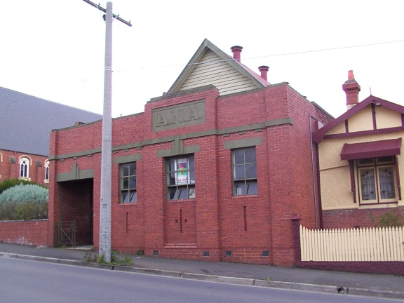 7 Humffray Street South