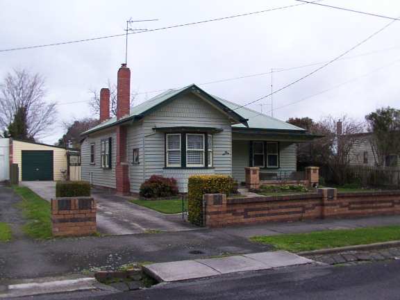 14 Steinfeld Street South