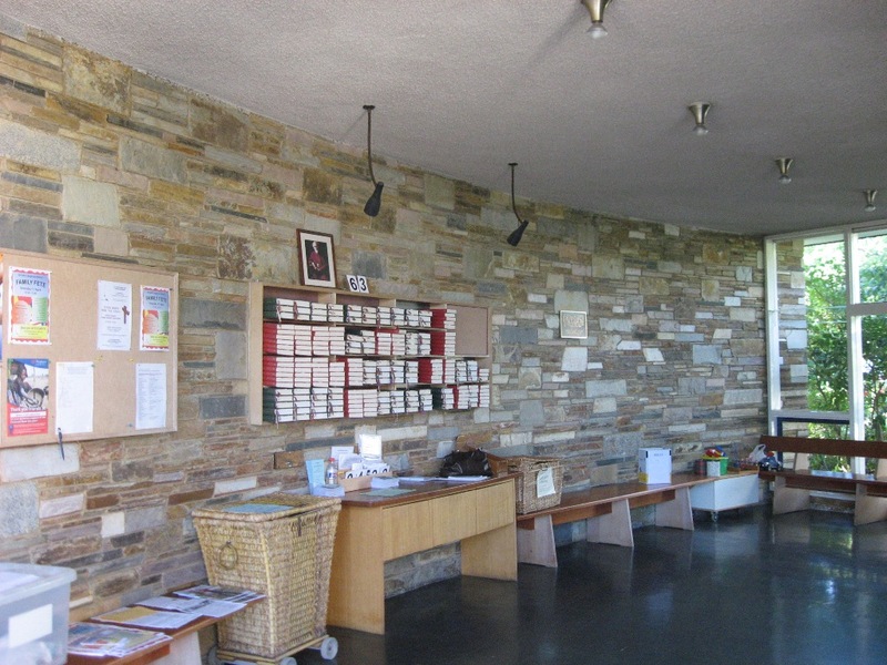 45050 St Faiths Anglican Church Glen Iris interior of narthex 2010