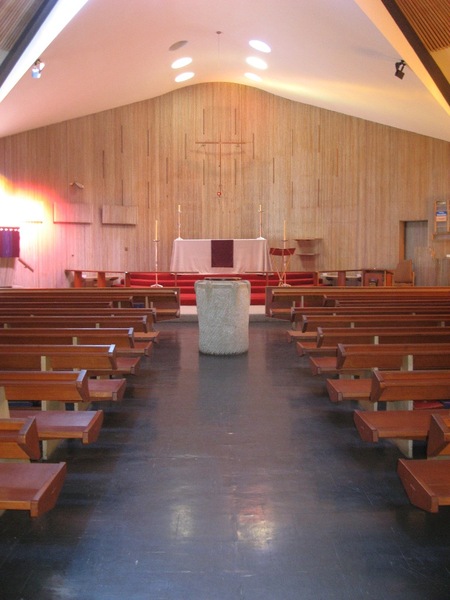 45050 St Faiths Anglican Church Glen Iris view to sanctuary 2010