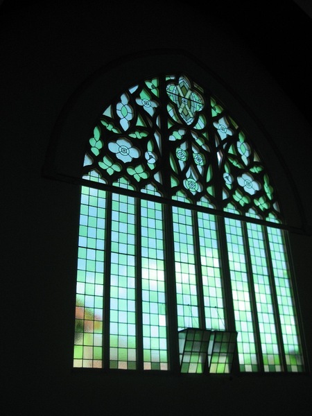 124816 Presbyterian Church Malvern nave window 2010