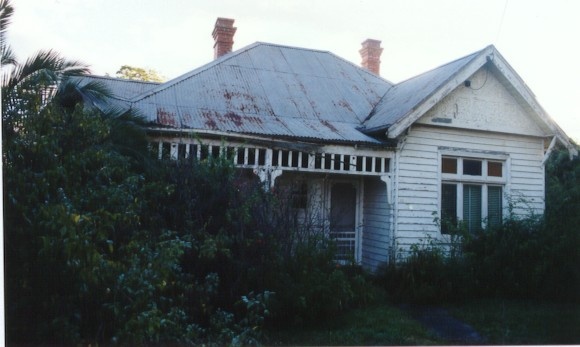 House at 49 Warrandyte Rd