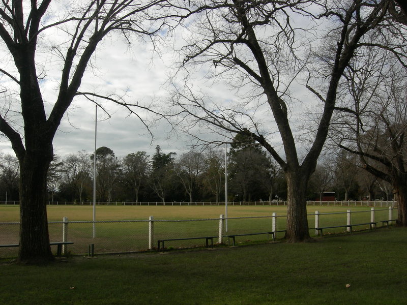 1772_Benalla_Botanic_gardens_2010_July_2_HV_0121.jpg