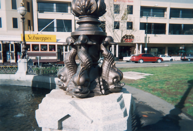 B1371 Alexandra Fountain