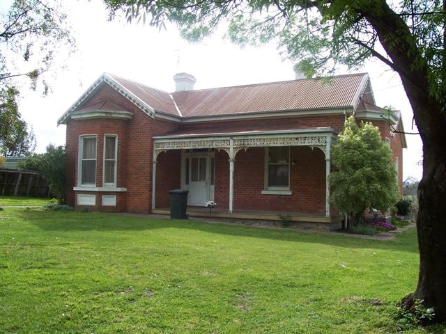 188 Henty St, former Anglican Rectory