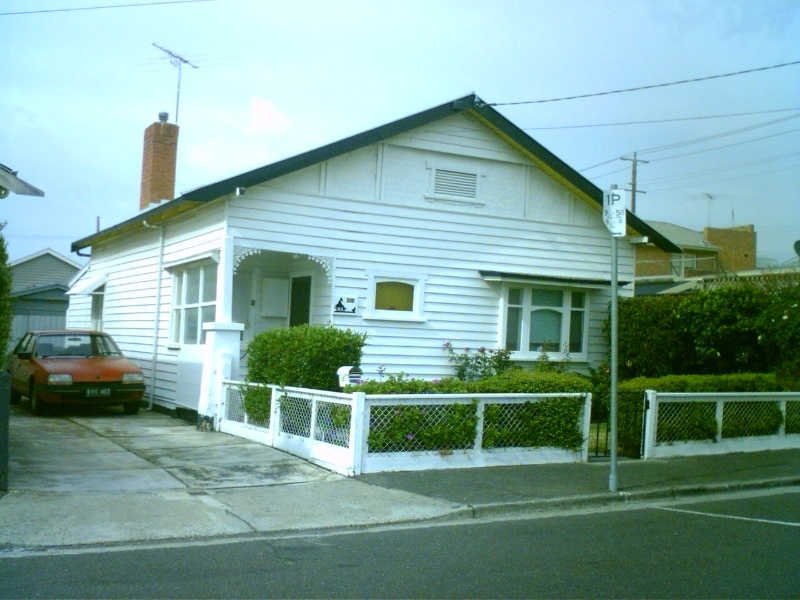 107 Waratah Street.jpg