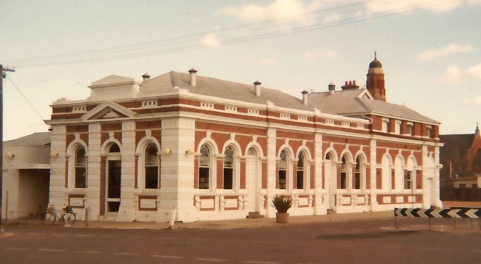 B5383 Library Bairnsdale