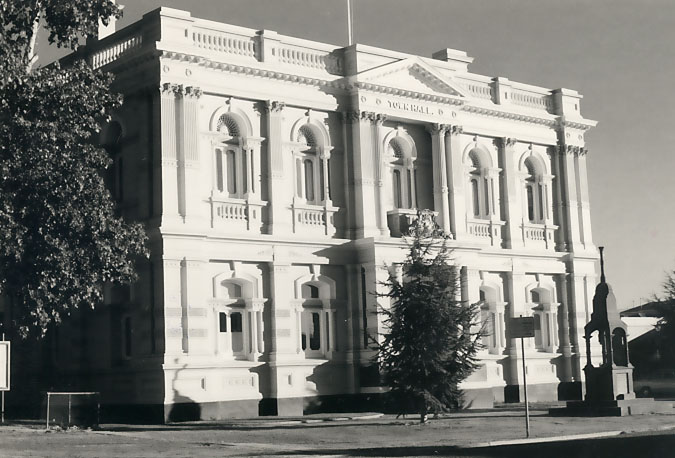 B0023 Town Hall Maryborough