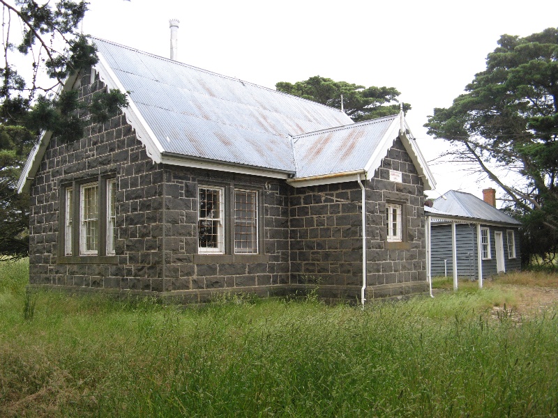 Former Leigh Shire Hall and toll house