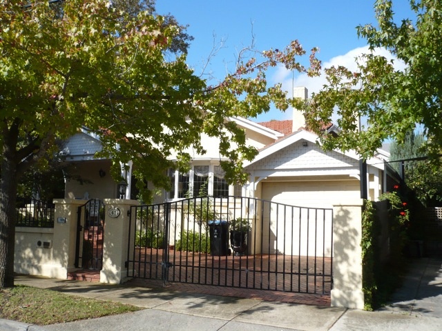 41 Hampden, Armadale