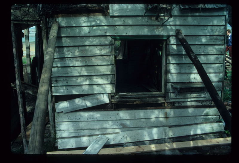 GAIRDNERS COTTAGE FEATURE