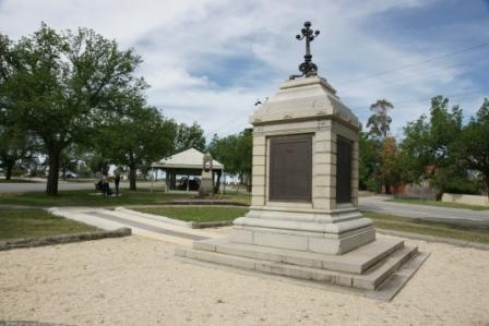 Sunbury War Memorial.jpg