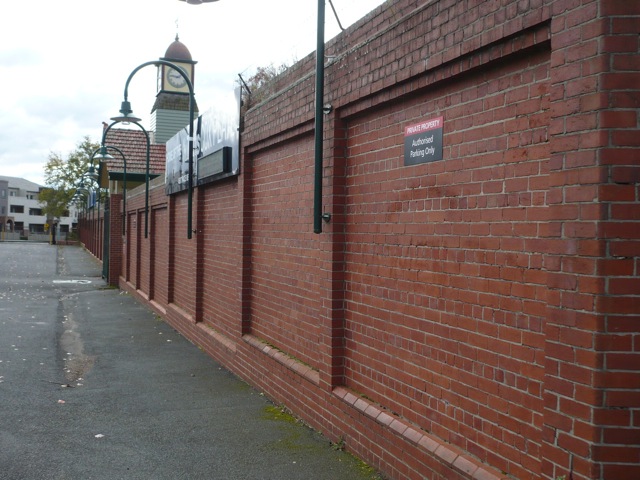 McPherson Street wall looking north