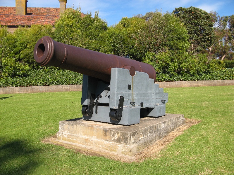 68 pounder gun in Cliff Street