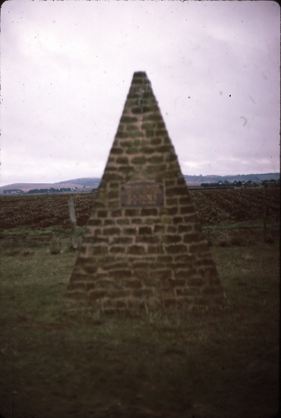 B1741 Coghill's Cairn