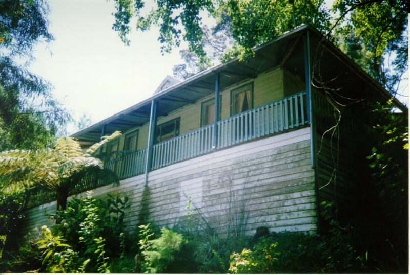 School Teachers House (former)