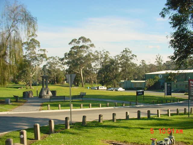 Yarra Junction War Memorial