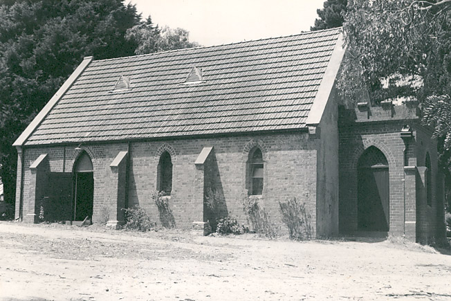 B1648 St Stephen's Anglican Church Mount Waverley