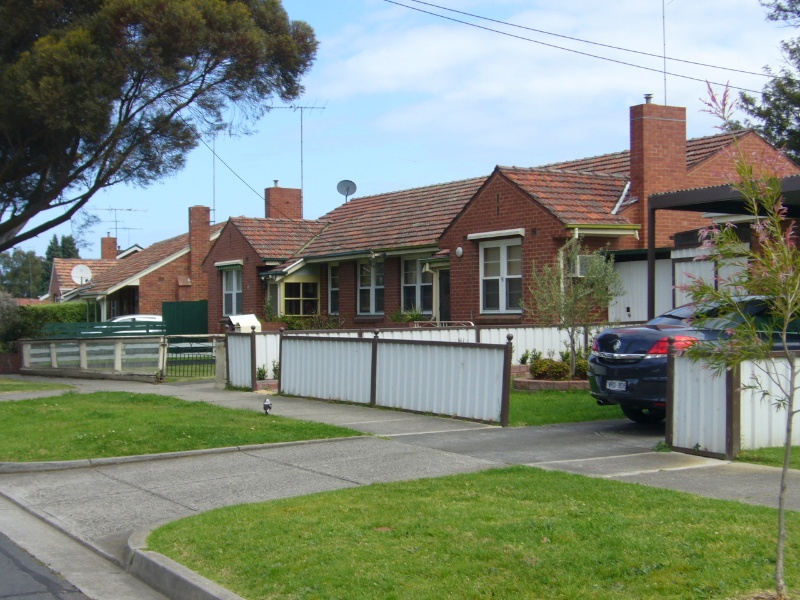 Newlands Estate Coburg North (1)